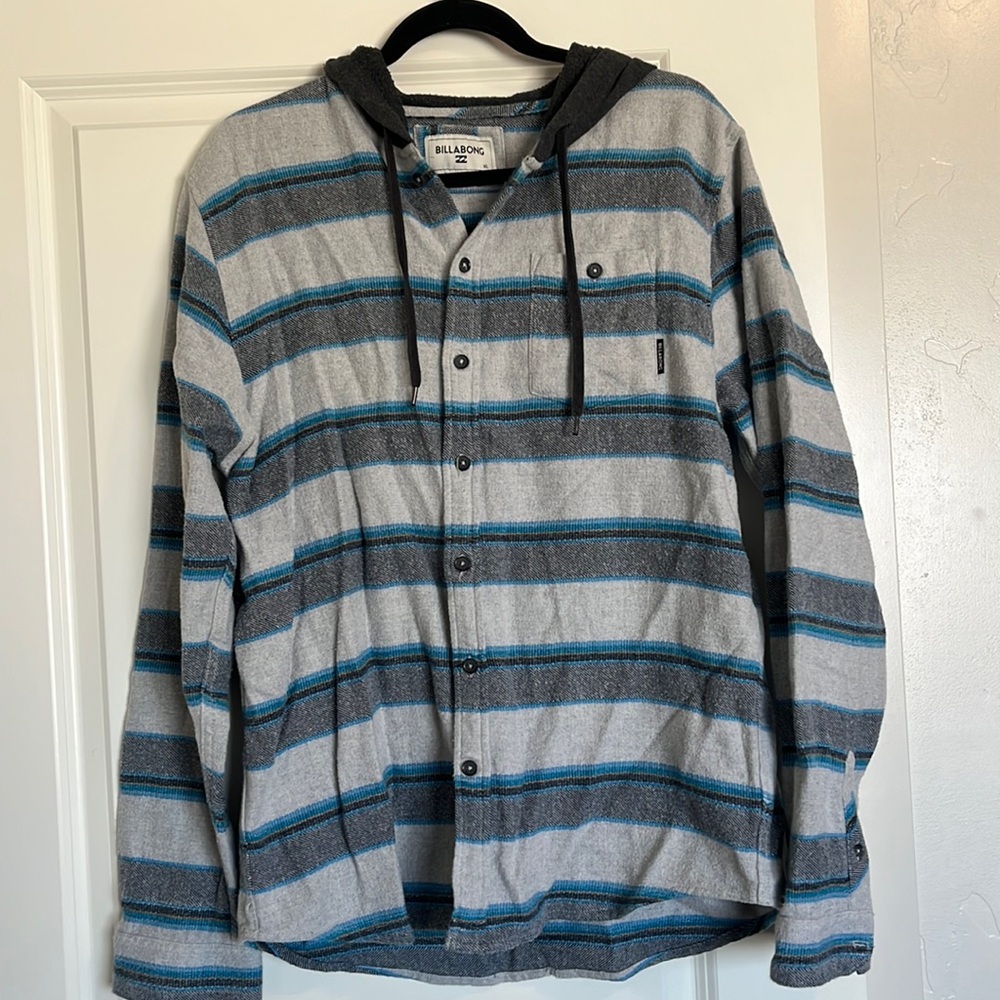 Billabong mens button down with hood